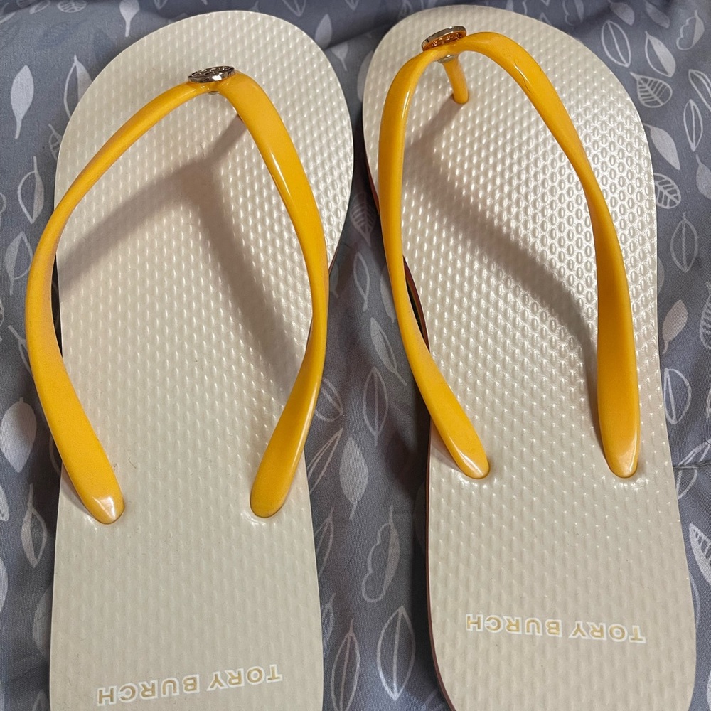 New Tory Burch Flip Flop Size 8